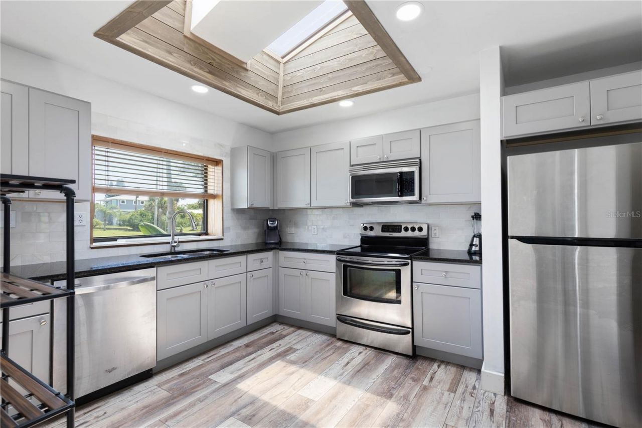 504 Riverside Drive, Holly Hill, FL 32117 Photo