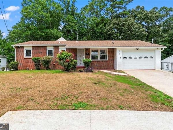 3769 Amber Road NW, Atlanta, GA 30331