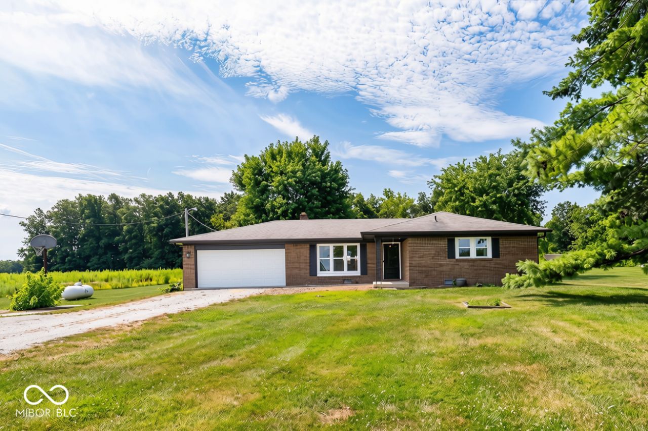 8784 E Range Line Road, Coatesville, IN 46121 Main Photo