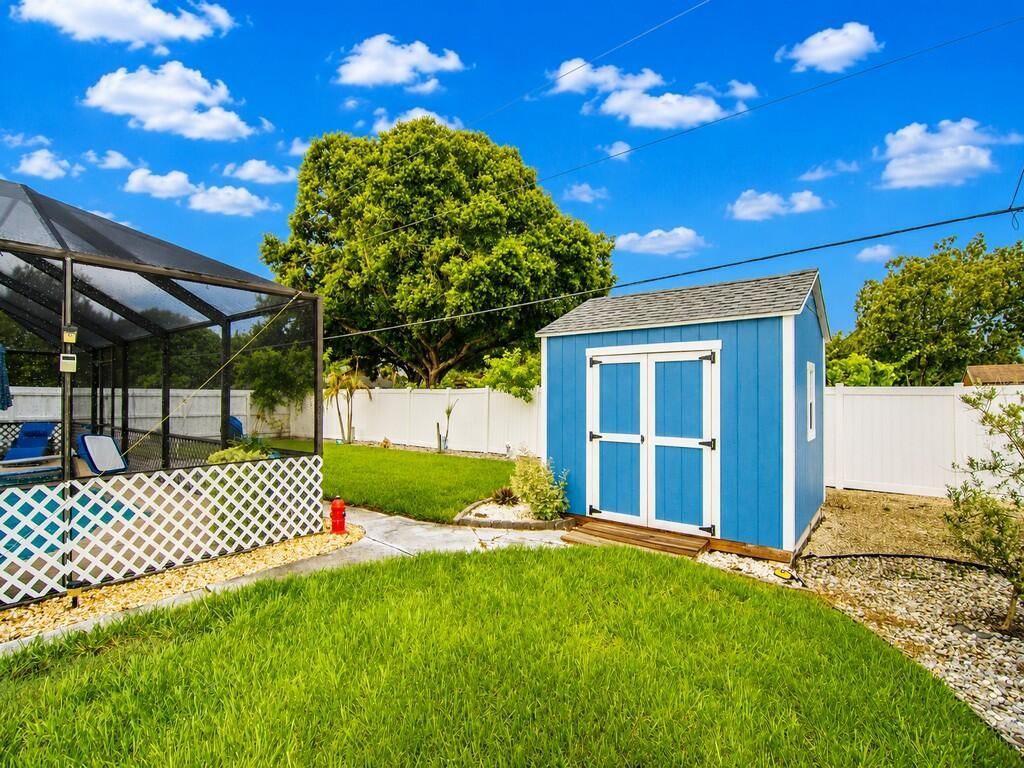 261 SE Wallace Terrace, Port Saint Lucie, FL 34983 Photo