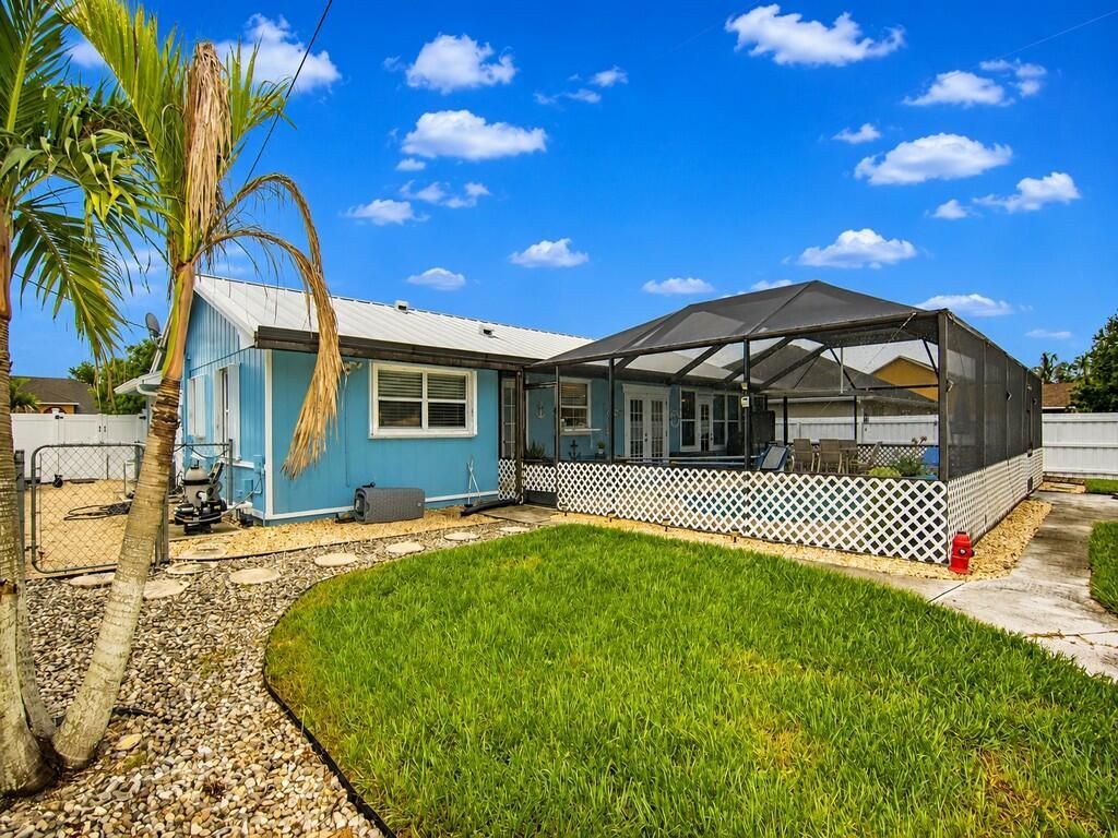 261 SE Wallace Terrace, Port Saint Lucie, FL 34983 Photo