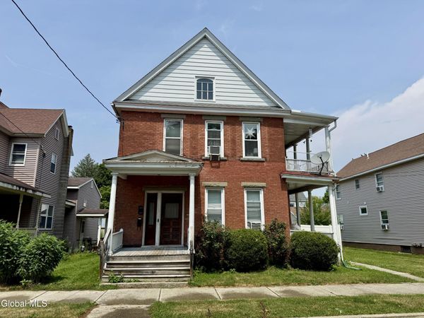 606 Broadway, Unit 1, Mechanicville, NY 12118