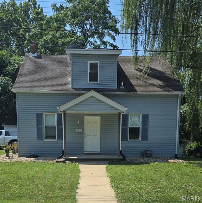 200 W Washington Street, Collinsville, IL 62234 Main Photo