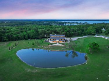 2769 RS County Road 3160, Emory, TX 75440
