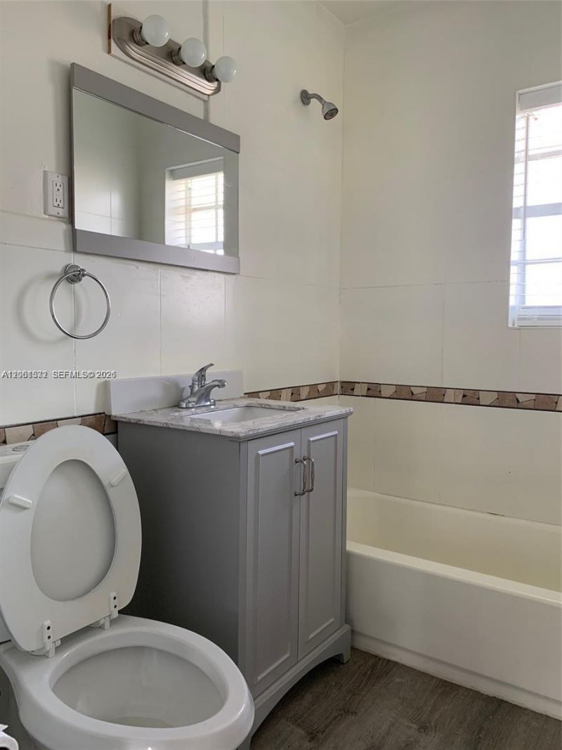 12108 NE 5th Ave , Unit 4, North Miami, FL 33161 Photo