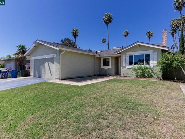 154 Radcliffe Dr, Vallejo, CA 94589