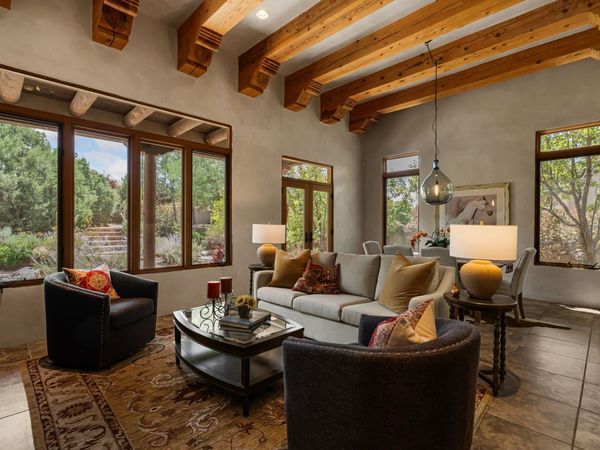 17 W Avenida Sebastian, Santa Fe, NM 87506