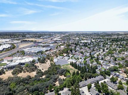 3041 Twin Creeks Ln, Rocklin, CA 95677 Photo