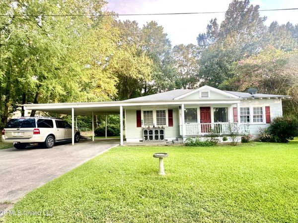 631 W Chickasaw Street, Brookhaven, MS 39601