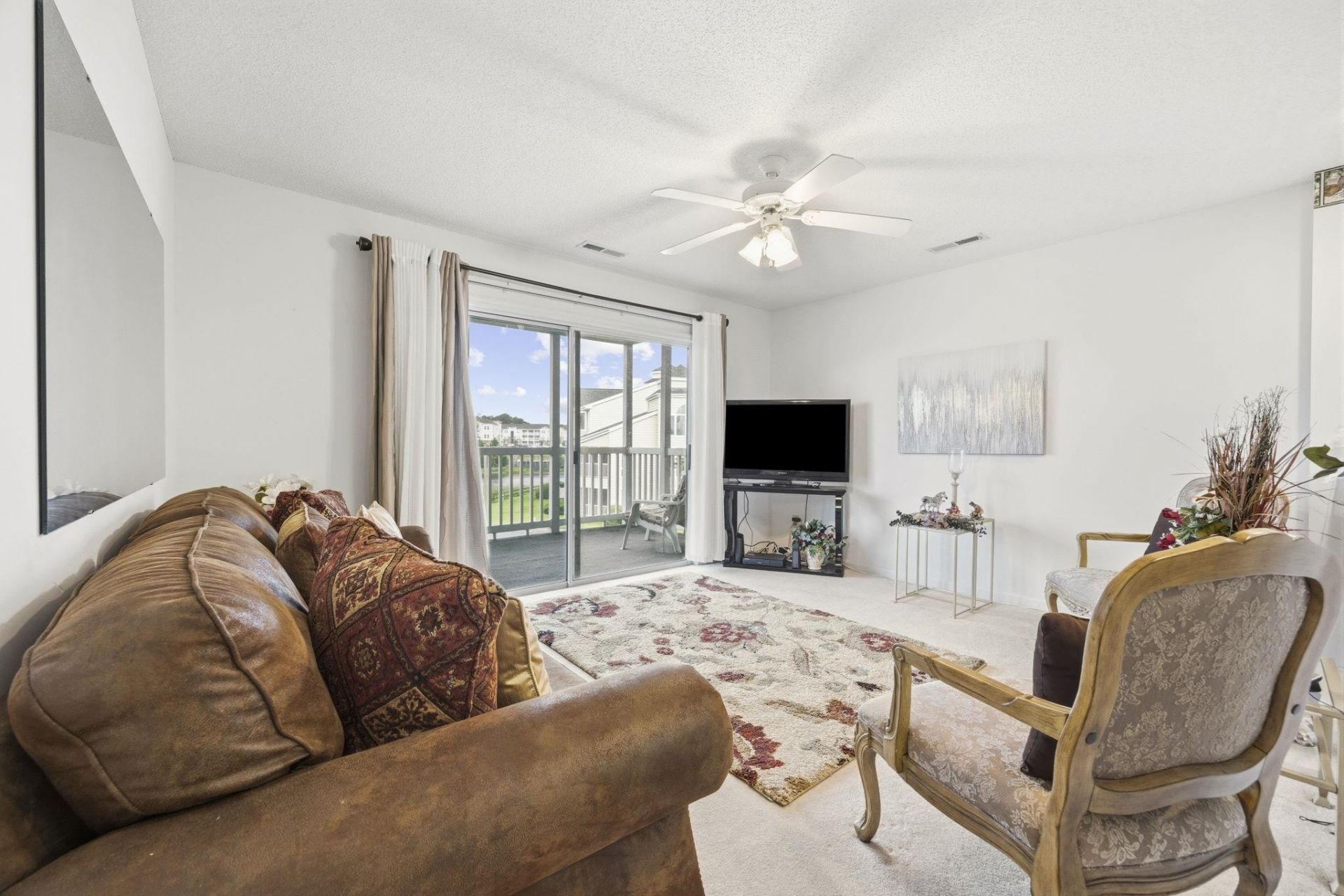 205 Waterway Landing Rd. Photo 6
