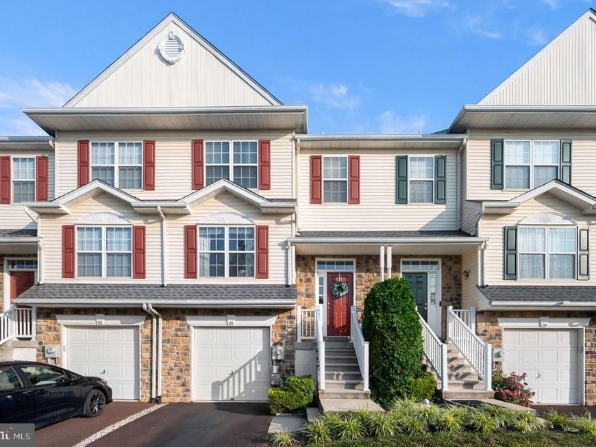 466 Glenn Rose Circle, King of Prussia, PA 19406 Main Photo