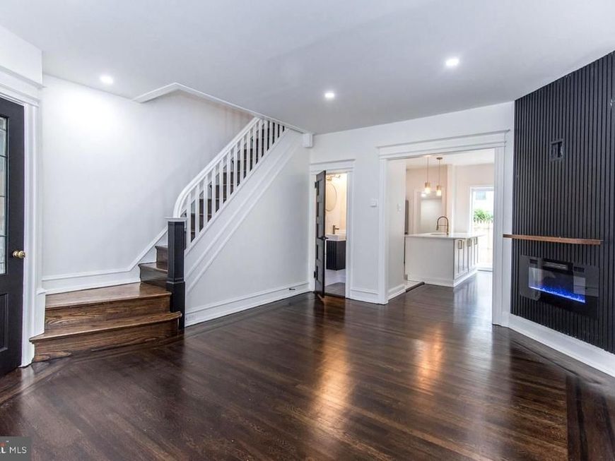 129 E Tulpehocken Street, Philadelphia, PA 19144 Main Photo