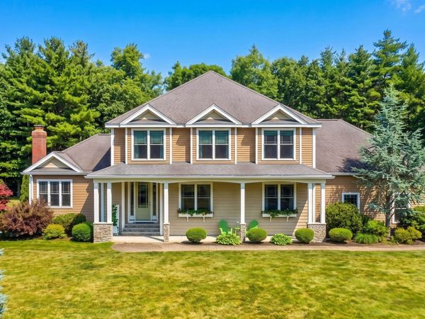 9 Jacob Road, Windham, NH 03087