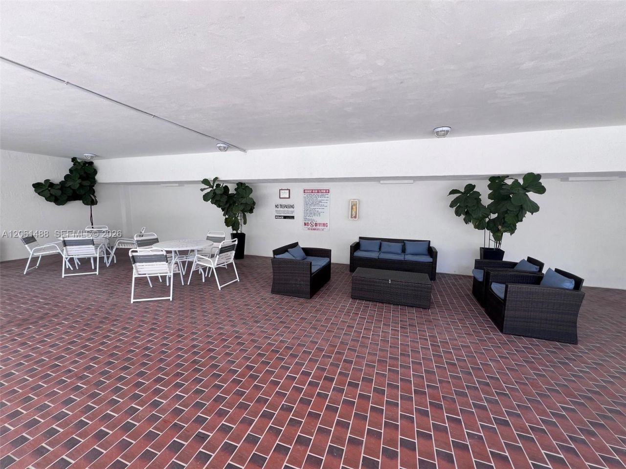 1665 Bay Rd , Unit 416, Miami Beach, FL 33139 Photo