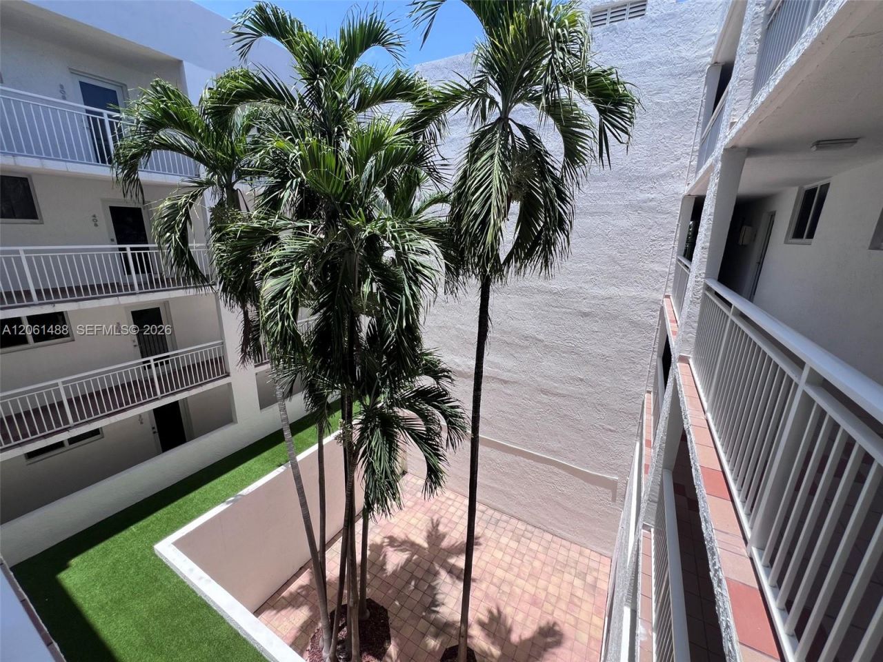 1665 Bay Rd , Unit 416, Miami Beach, FL 33139 Photo