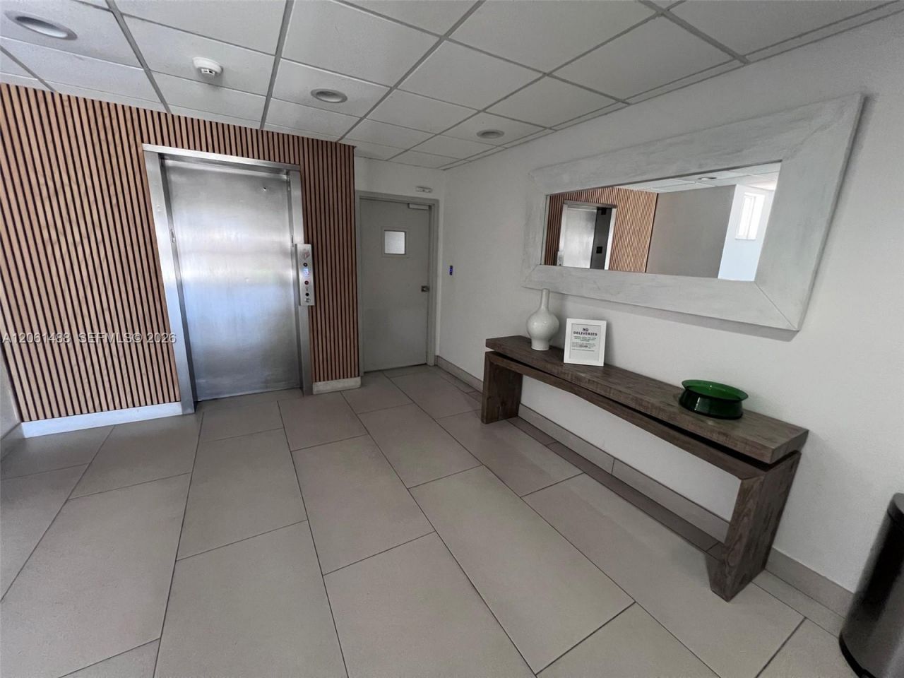 1665 Bay Rd , Unit 416, Miami Beach, FL 33139 Photo