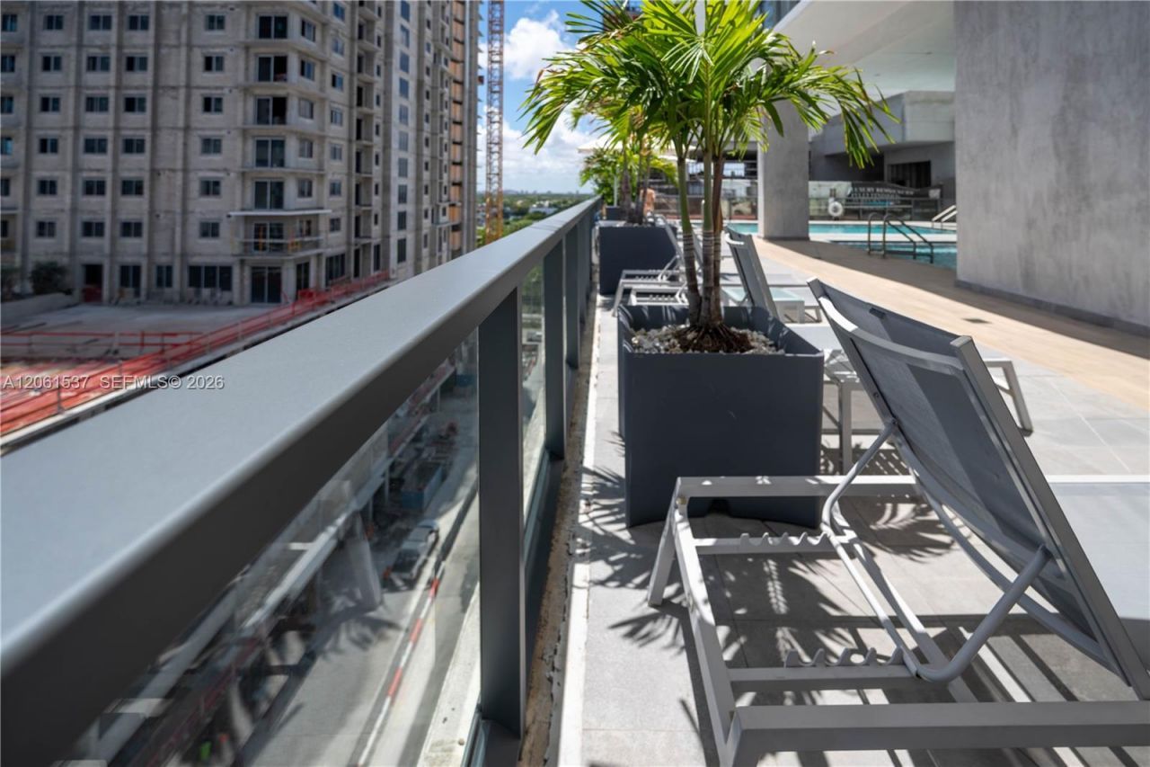 239 SW 9th St , Unit 2103, Miami, FL 33130 Photo