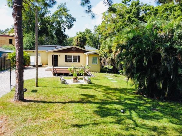 10004 MEMORIAL HIGHWAY, TAMPA, FL 33615