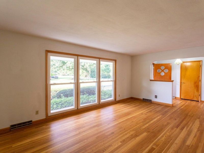 393 Pierson Boulevard, Newark, OH 43055 Photo 7