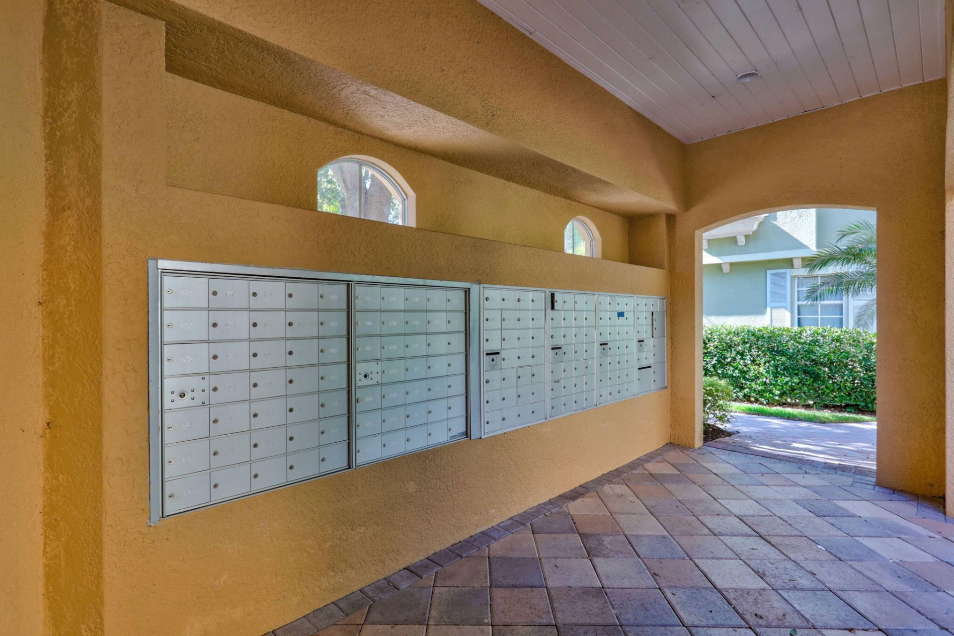 11812 Valencia Gardens Avenue, Palm Beach Gardens, FL 33410 Photo