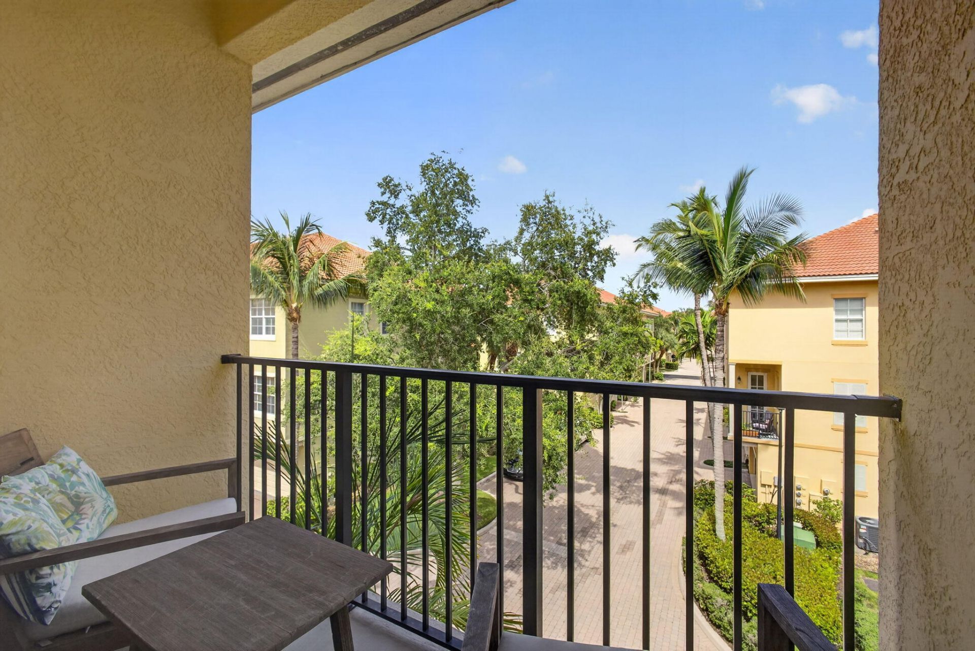 11812 Valencia Gardens Avenue, Palm Beach Gardens, FL 33410 Photo