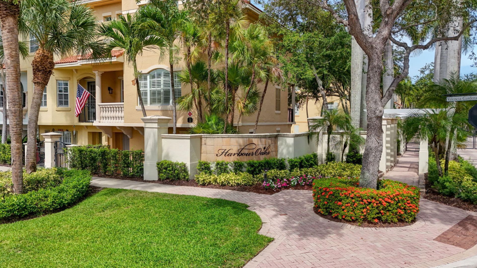 11812 Valencia Gardens Avenue, Palm Beach Gardens, FL 33410 Photo