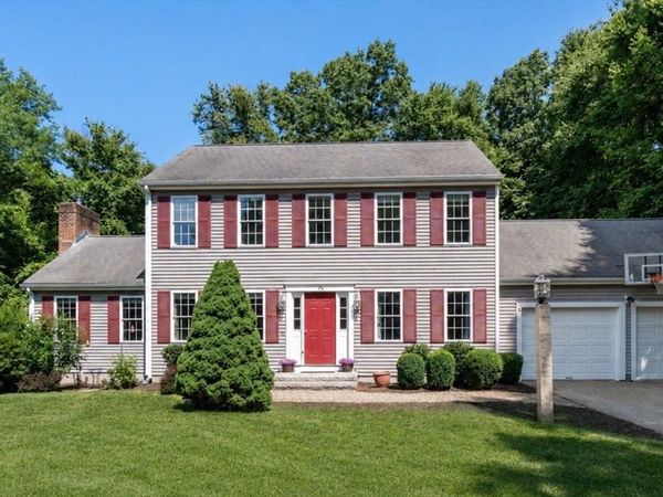 75 Connor Pass, Uxbridge, MA 01569
