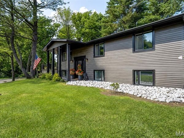 1101 Walnut Street , Jerseyville, IL 62052