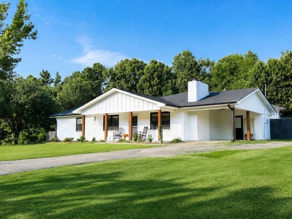 450 Hwy 63, Phil Campbell, AL 35581
