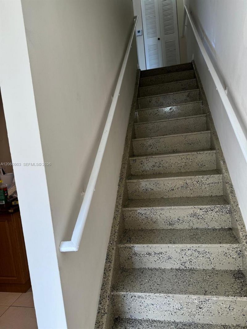 6045 NW 186th St , Unit 309, Hialeah, FL 33015 Photo