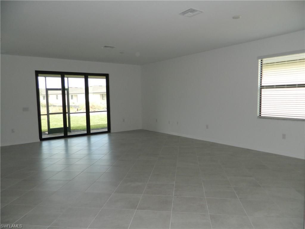 3447 Menores Way, Fort Myers, FL 33905 Photo