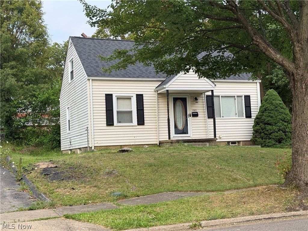 1081 Greenwood Avenue, Akron, OH 44320 Main Photo