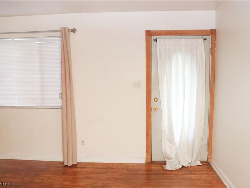 1081 Greenwood Avenue, Akron, OH 44320 Photo 2