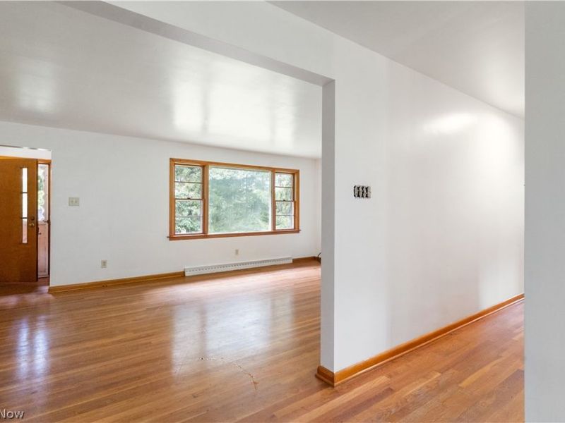 996 Sharon Hogue Road, Brookfield, OH 44438 Photo 10