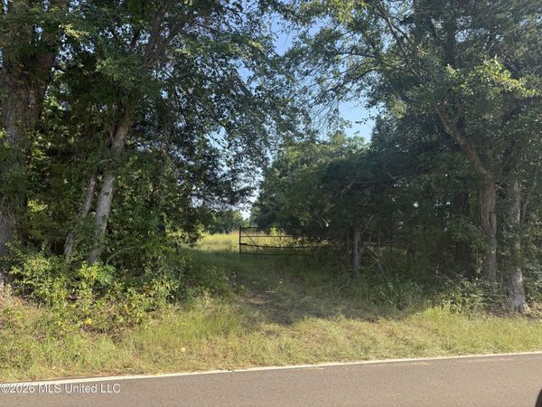 Joe Hall Road, Flora, MS 39071