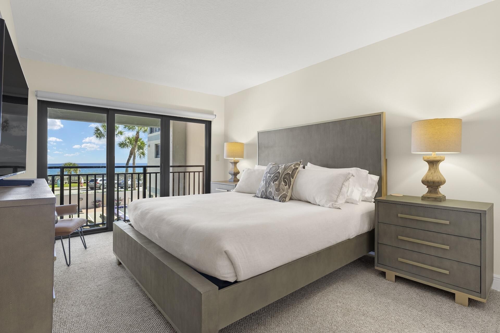 665 SE 21st Avenue, Unit 104, Deerfield Beach, FL 33441 Photo