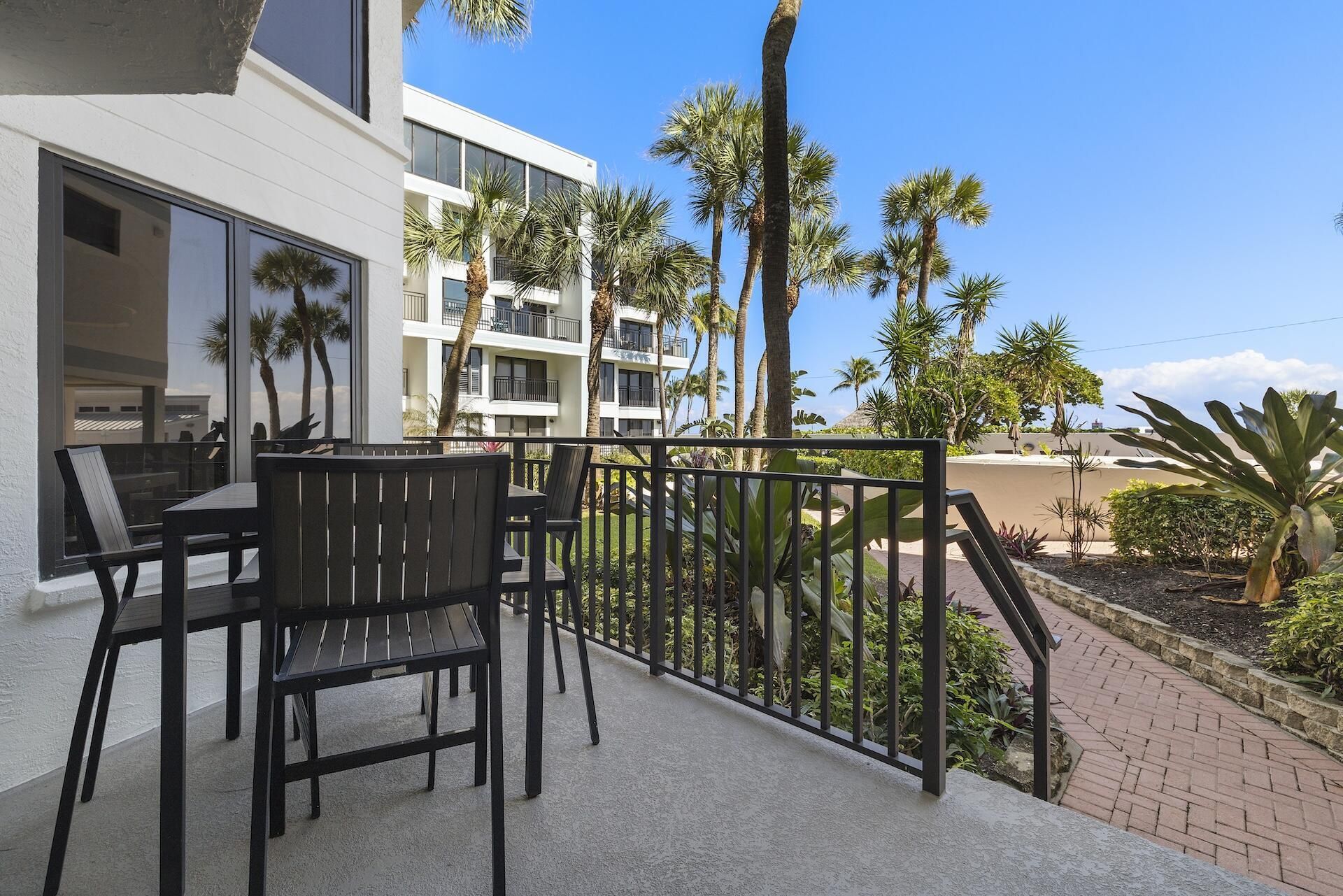 665 SE 21st Avenue, Unit 104, Deerfield Beach, FL 33441 Photo