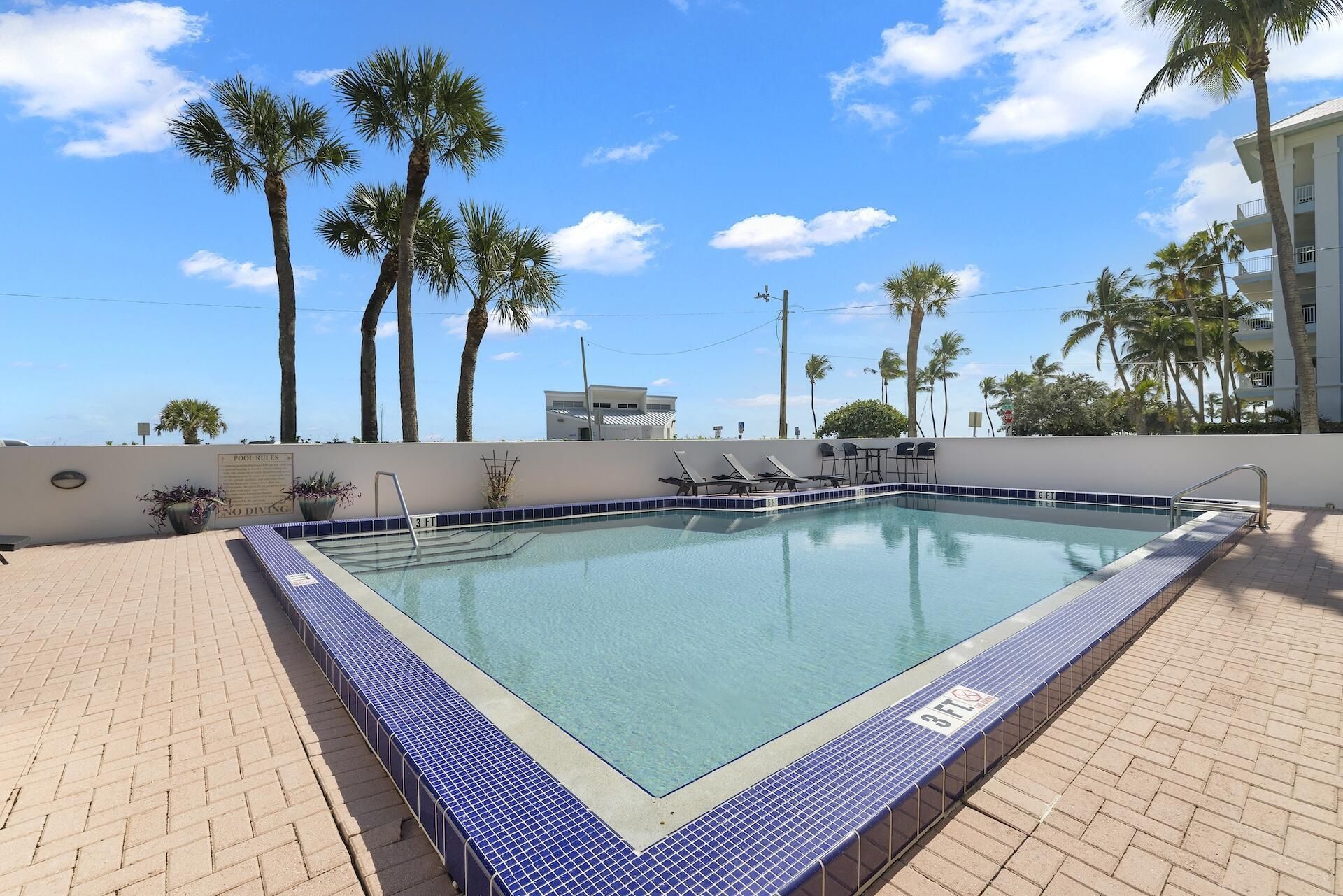 665 SE 21st Avenue, Unit 104, Deerfield Beach, FL 33441 Photo