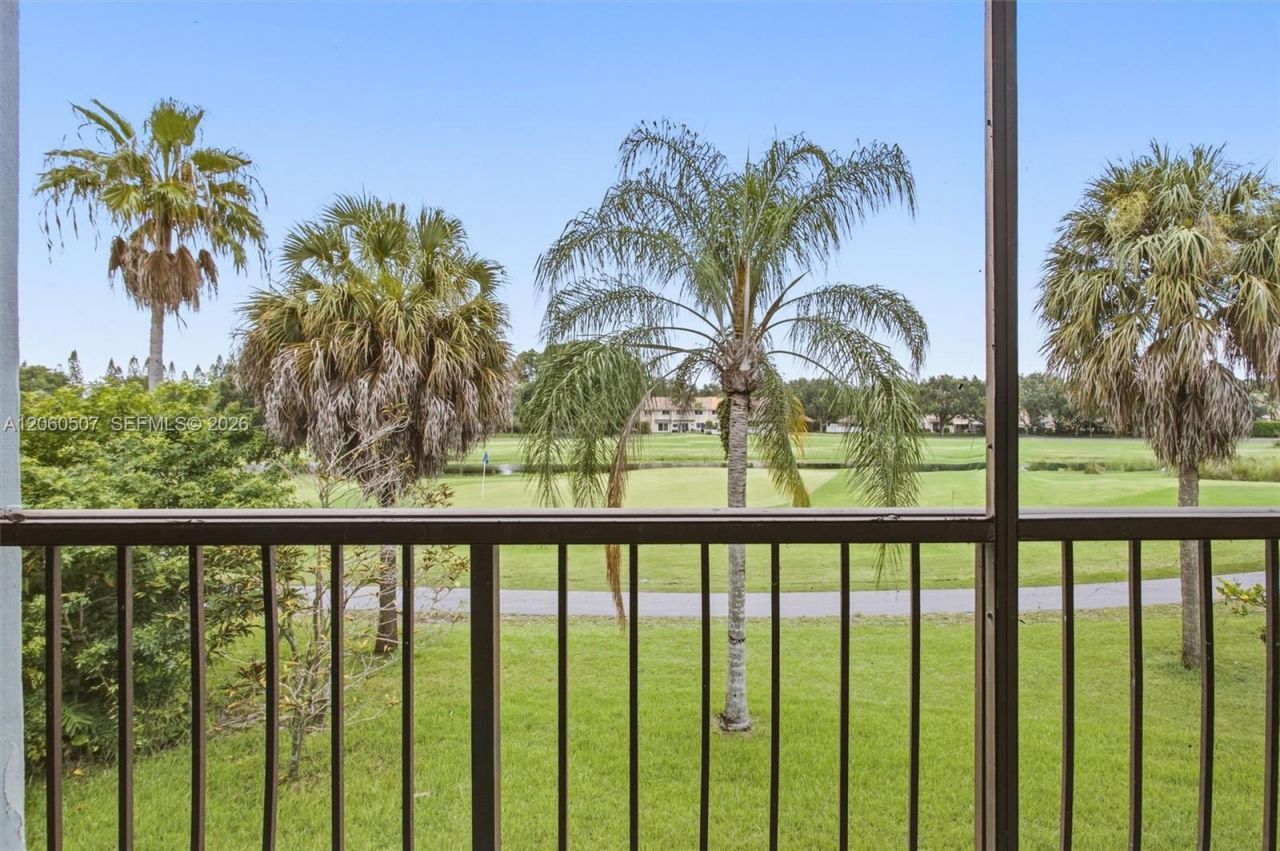 4054 N Pine Island Rd , Unit 2B, Sunrise, FL 33351 Photo