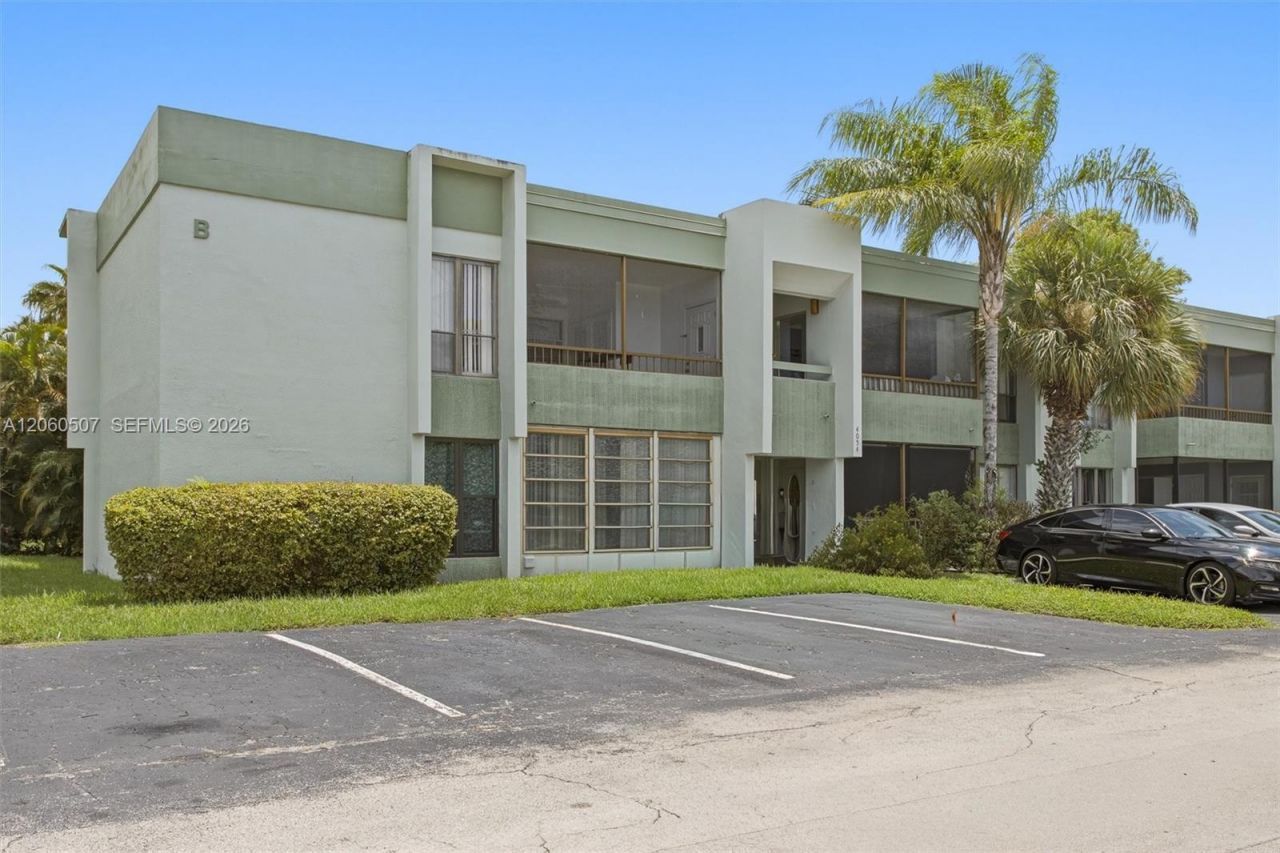 4054 N Pine Island Rd , Unit 2B, Sunrise, FL 33351 Photo