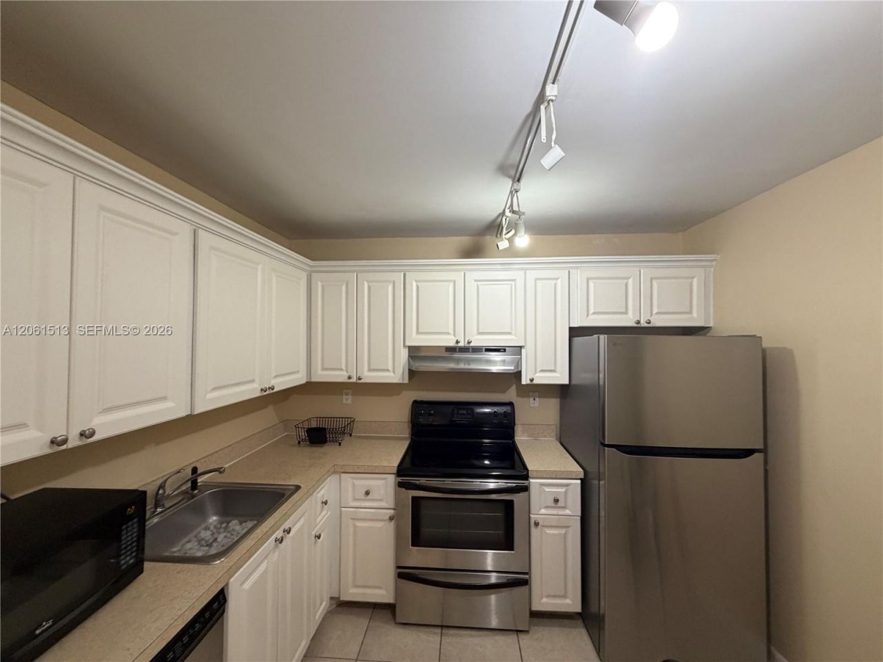 711 N Pine Island Rd , Unit 121, Plantation, FL 33324 Photo