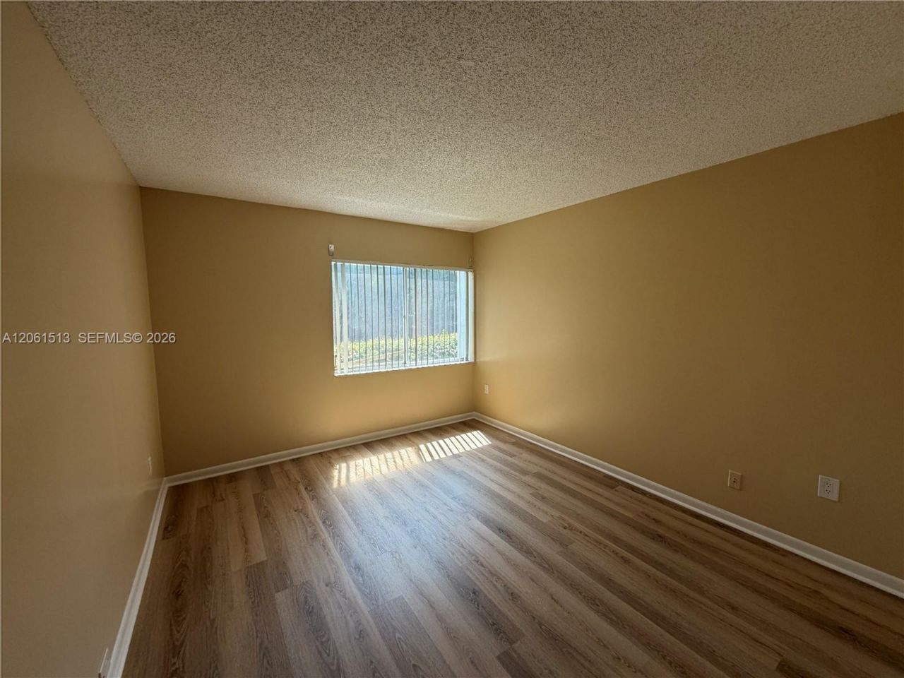 711 N Pine Island Rd , Unit 121, Plantation, FL 33324 Photo