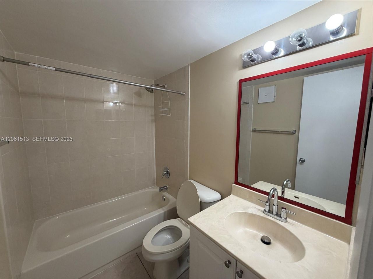 711 N Pine Island Rd , Unit 121, Plantation, FL 33324 Photo