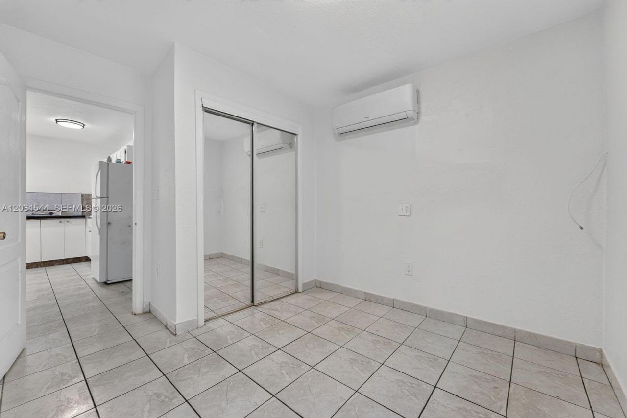 858 E 21st St , Hialeah, FL 33013 Photo