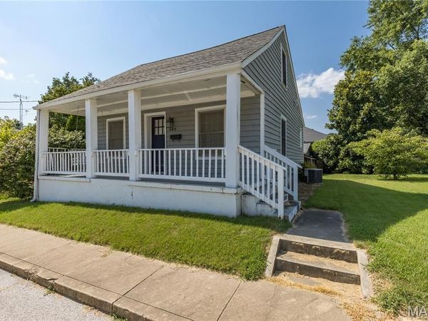 499 Roberts Street , Ste Genevieve, MO 63670
