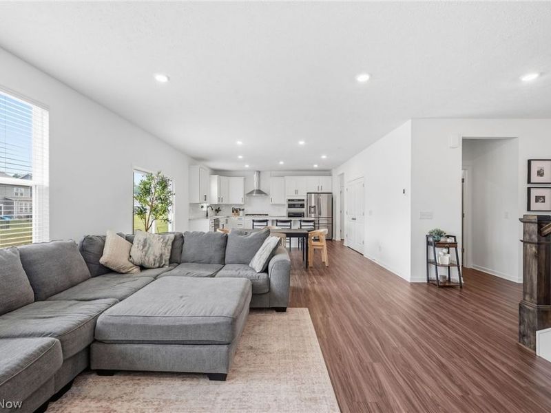 26341 Grand View Drive , Olmsted Township, OH 44138 Photo 10