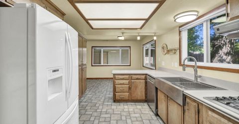 614 W 3rd Street, Carson City, NV 89703 Photo