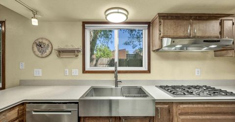 614 W 3rd Street, Carson City, NV 89703 Photo