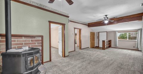 614 W 3rd Street, Carson City, NV 89703 Photo