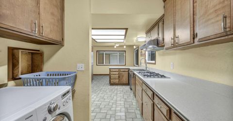 614 W 3rd Street, Carson City, NV 89703 Photo